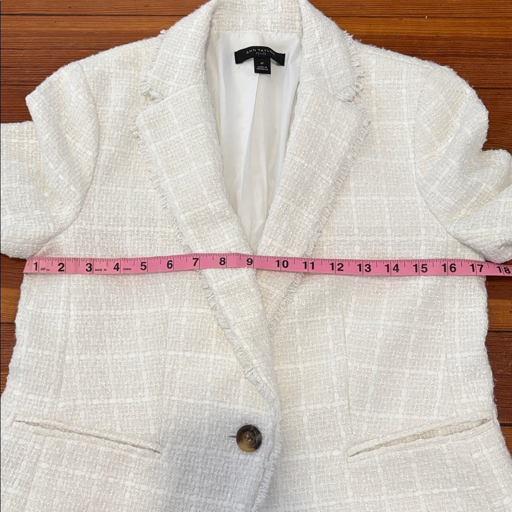 Ann Taylor Ivory Textured Tweed Blazer - Picture 12 of 14